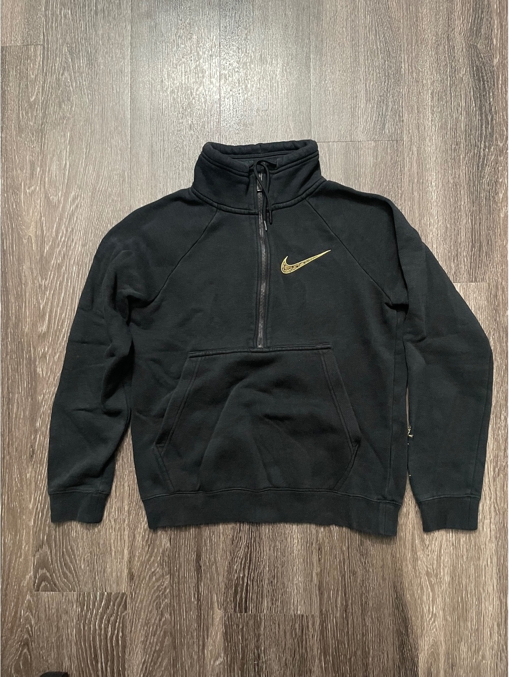 Nike Rally Metallic Half Zip Sweatshirt